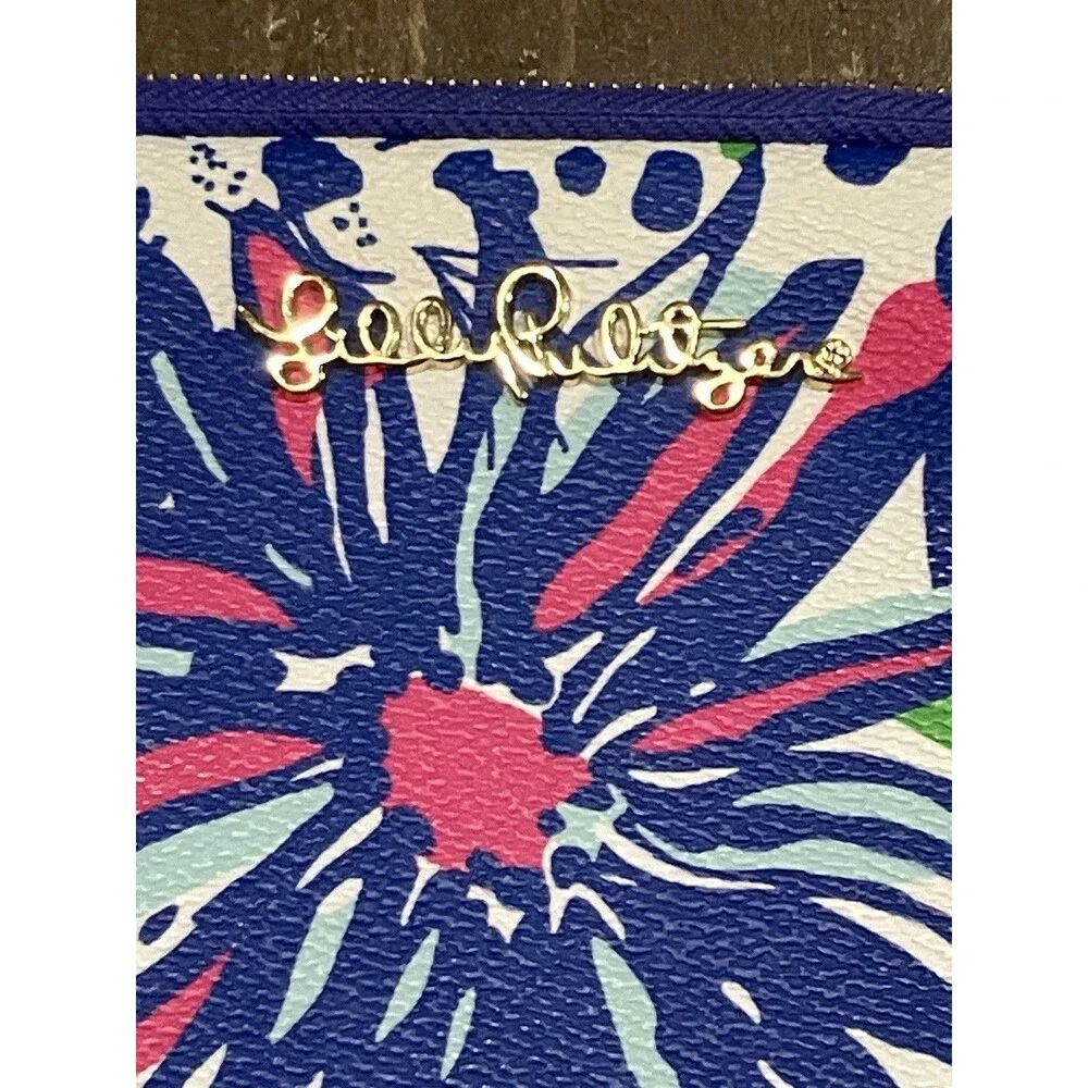 New Lilly Pulitzer iPad Tech Clutch Bag Resort White IN THE GARDEN Purse Handbag